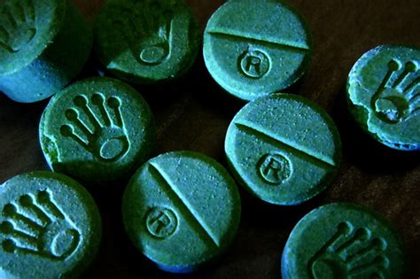 gele rolex pillen|'Green Rolex' pills are toxic, warn police after deaths.